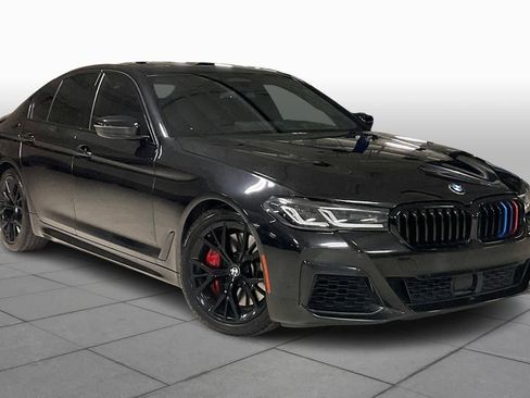 Used 2021 BMW M550i xDrive M550i xDrive w/ Executive Package image 2