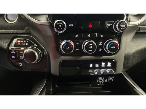 Used 2022 RAM 1500 Big Horn image 13