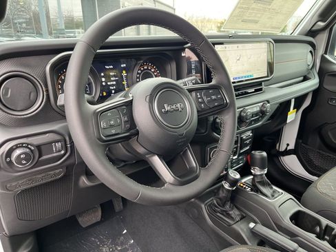 New 2026 Jeep Gladiator Mojave AWD/4WD image 3