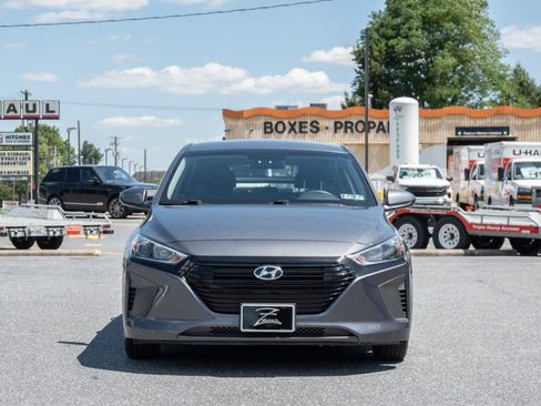 Used 2018 Hyundai Ioniq Blue FWD image 5
