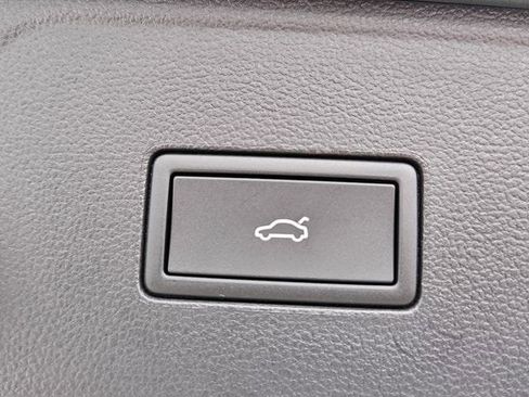 New 2026 Volkswagen Atlas Peak Edition image 14