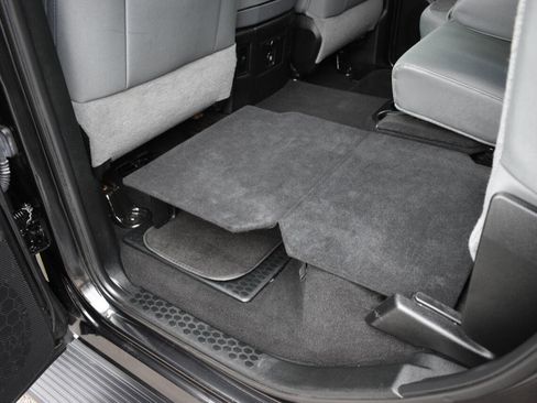 Used 2018 RAM 1500 Big Horn image 12