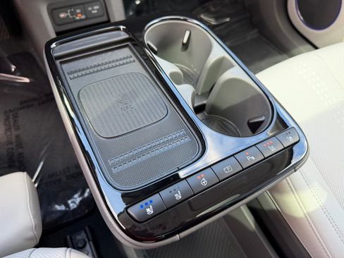 Used 2026 Hyundai Ioniq 5 Limited AWD/4WD image 29