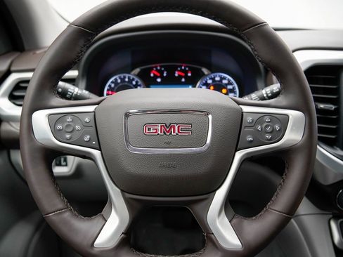 Used 2023 GMC Acadia SLT w/ Preferred Package image 33