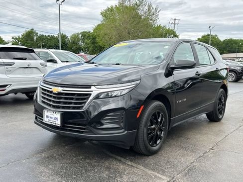 Used 2023 Chevrolet Equinox LS AWD/4WD image 44