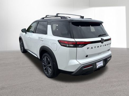 New 2026 Nissan Pathfinder Platinum AWD/4WD image 33