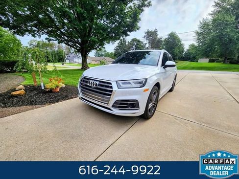 Used 2019 Audi SQ5 Prestige w/ Prestige Package AWD/4WD image 2
