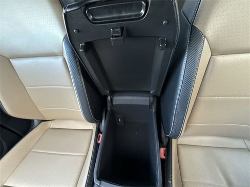 Used 2021 Volkswagen Atlas Cross Sport SE image 20