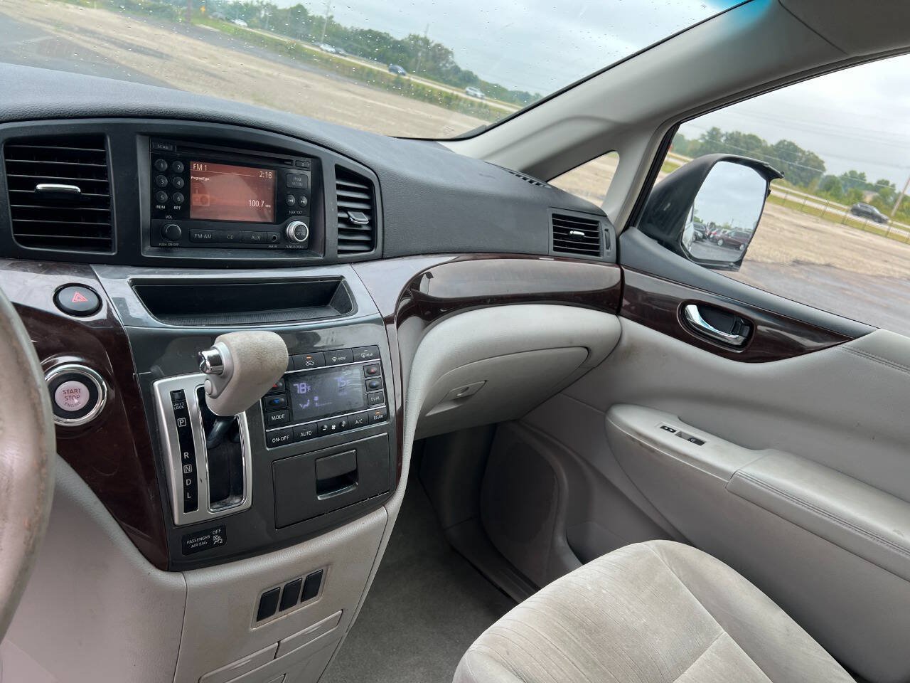 Used 2011 Nissan Quest SV w/ Value Cargo Pkg FWD image 5