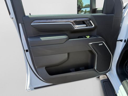 New 2026 Chevrolet Silverado 2500 LTZ AWD/4WD image 10