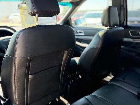 Used 2018 Ford Explorer Sport w/ Equipment Group 401A AWD/4WD image 18