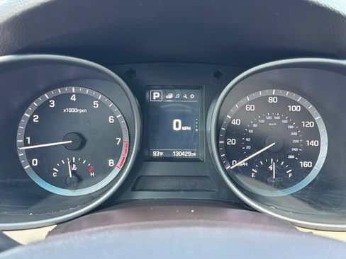 Used 2018 Hyundai Santa Fe Sport FWD image 27