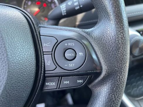 Used 2020 Toyota RAV4 LE w/ All Weather Liner Package AWD/4WD image 20