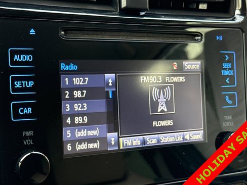 Used 2018 Toyota Prius Two image 19