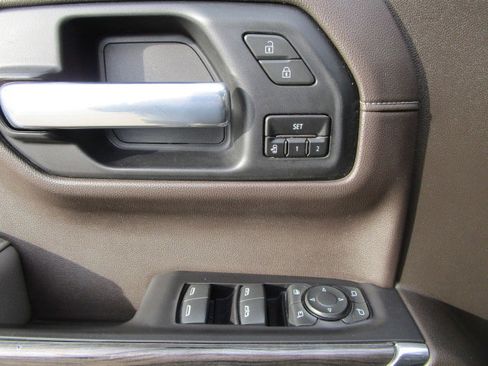 Used 2021 Chevrolet Silverado 1500 LTZ w/ LTZ Premium Package image 13