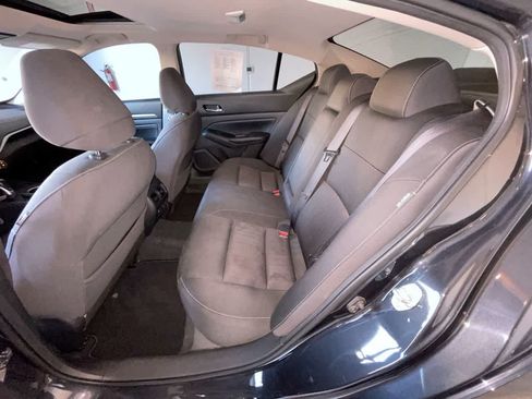 Used 2019 Nissan Altima 2.5 SV FWD image 22