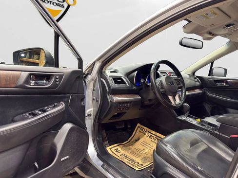 Used 2016 Subaru Outback 2.5i Limited image 8