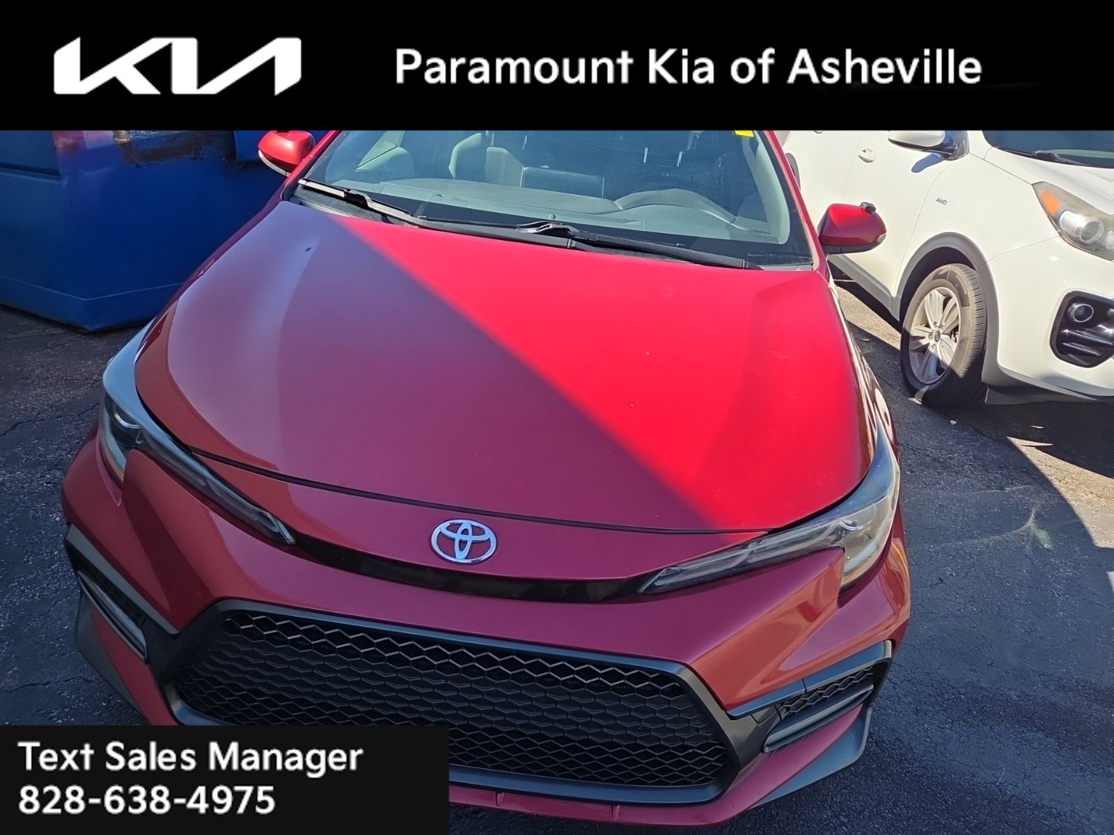 Used 2021 Toyota Corolla SE FWD image 2