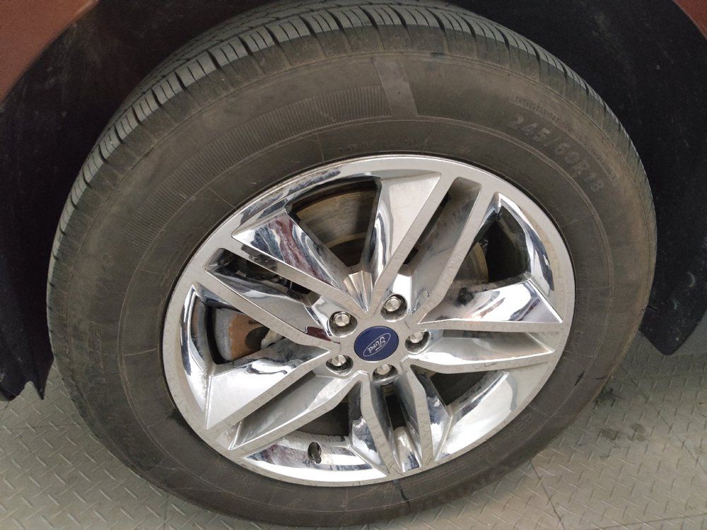 Used 2016 Ford Edge SEL w/ Equipment Group 201A AWD/4WD image 31