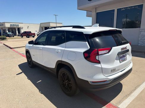 Used 2023 GMC Terrain AT4 AWD/4WD image 7