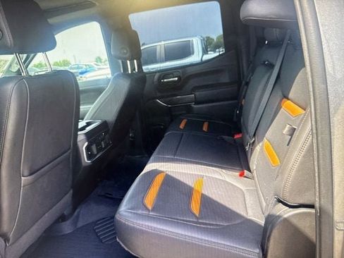 Used 2020 GMC Sierra 1500 AT4 w/ Off-Road Performance Package AWD/4WD image 9