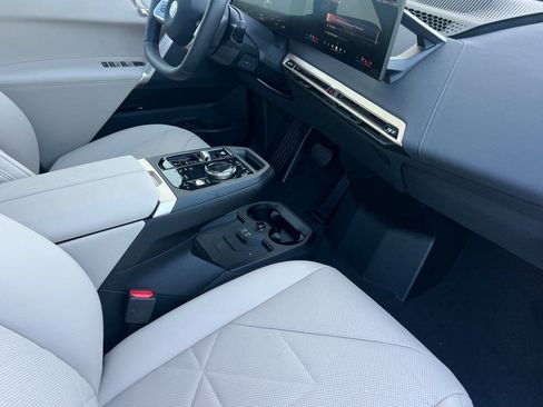 New 2026 BMW iX xDrive45 AWD/4WD image 27