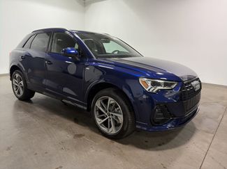 Certified 2025 Audi Q3 2.0T Premium w/ Convenience Plus Package video 2