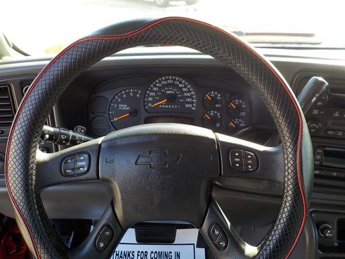 Used 2006 Chevrolet Silverado 1500 LT w/ Light Duty Power Package image 18