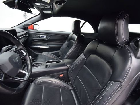 Used 2024 Ford Mustang Premium image 17