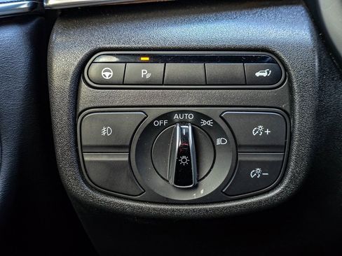 Used 2023 INFINITI QX50 Sport image 27