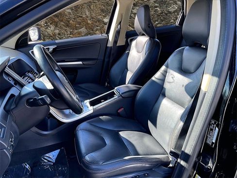 Used 2012 Volvo XC60 T6 image 22