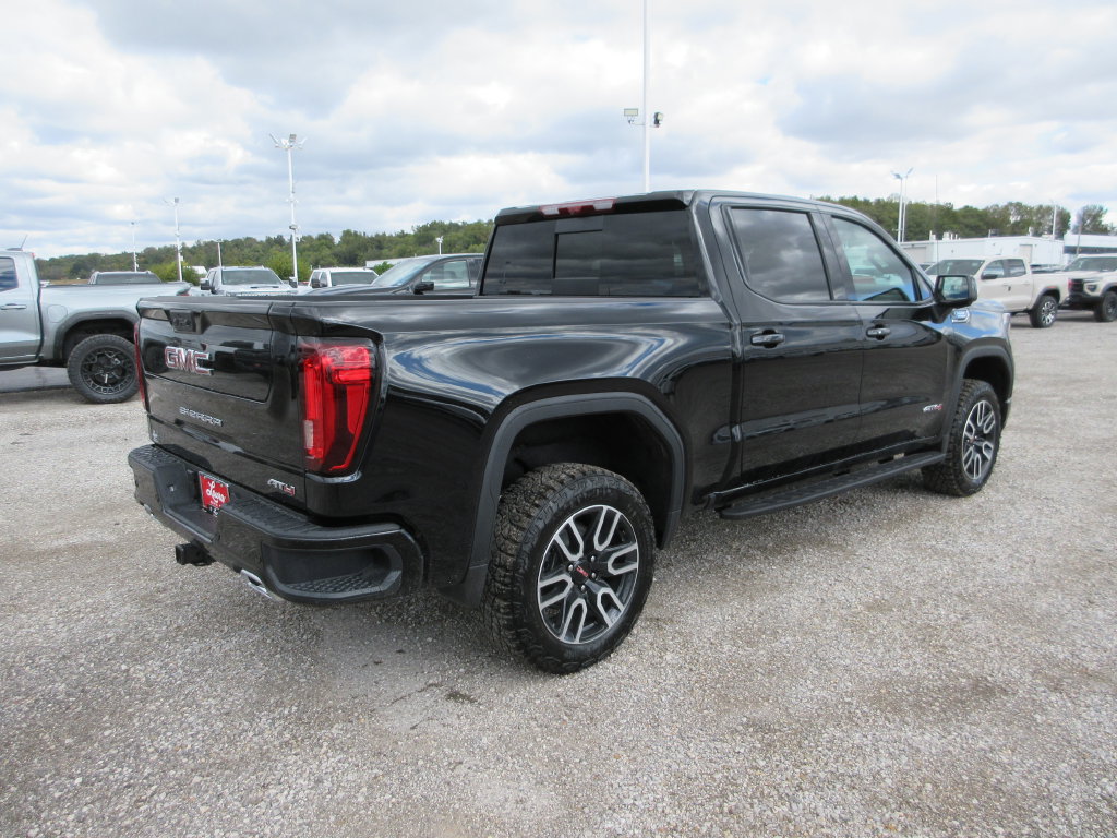 New 2026 GMC Sierra 1500 AT4 w/ AT4 Premium Package AWD/4WD image 4