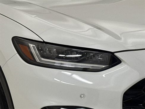 Certified 2023 Honda HR-V EX-L image 5