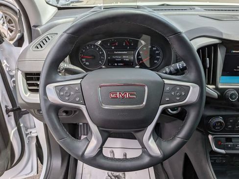 Used 2023 GMC Terrain SLT w/ Infotainment Package II AWD/4WD image 9
