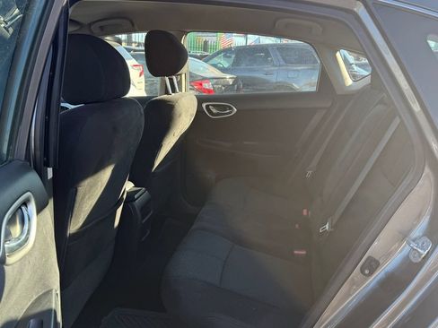 Used 2015 Nissan Sentra SR w/ Navigation Package FWD image 11