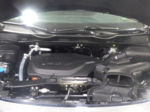 Used 2024 Honda Odyssey Touring image 10