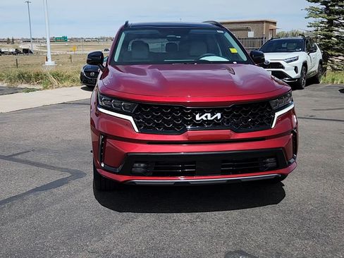 Used 2023 Kia Sorento SX AWD/4WD image 4