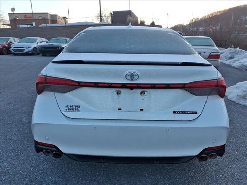 Used 2019 Toyota Avalon Touring w/ Advanced Safety Package image 15