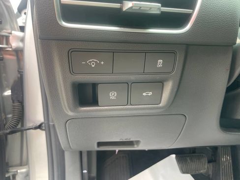 Used 2024 Hyundai Sonata SEL FWD image 18