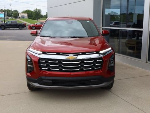 Used 2026 Chevrolet Equinox LT AWD/4WD image 6