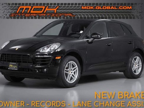 Used 2017 Porsche Macan AWD/4WD image 1