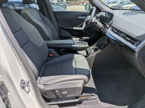 Used 2025 BMW X1 xDrive28i w/ Convenience Package AWD/4WD image 37