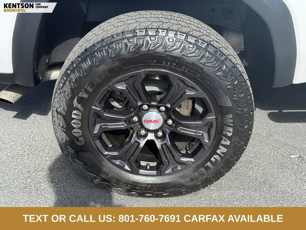 Used 2024 GMC Canyon Elevation w/ Convenience Package AWD/4WD image 13