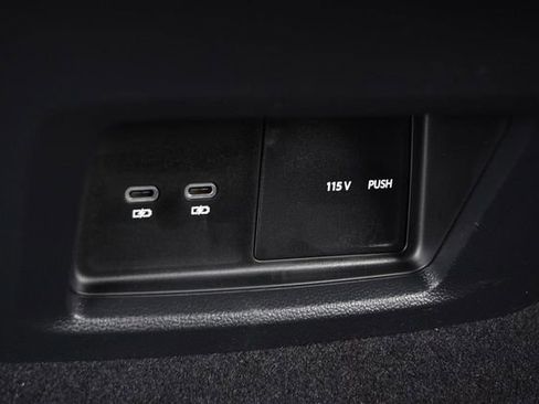 New 2026 Volkswagen Atlas SE image 23