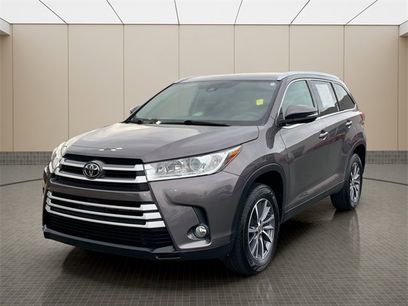 Used 2019 Toyota Highlander XLE