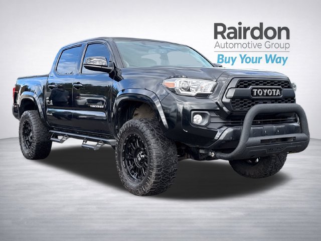 Used 2017 Toyota Tacoma SR5 w/ Tow Package AWD/4WD 360° Tour