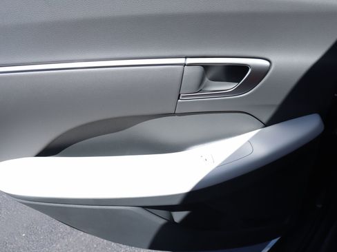 New 2026 Hyundai Sonata SEL FWD image 16