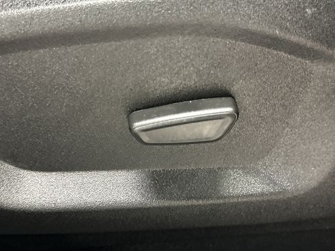 Used 2024 Ford Edge SEL w/ Convenience Package image 23