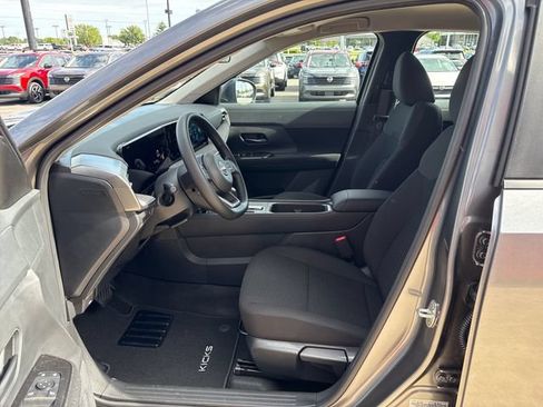 New 2026 Nissan Kicks S FWD image 9