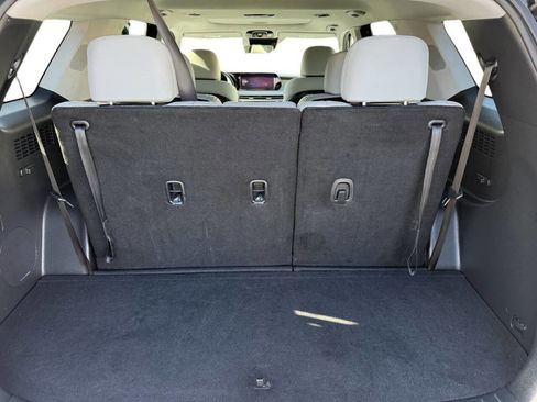 Used 2024 Hyundai Palisade SEL w/ Premium Package image 14
